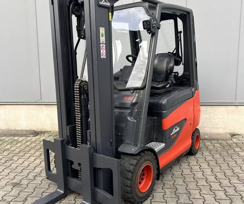 Elektro 4-Rad Stapler