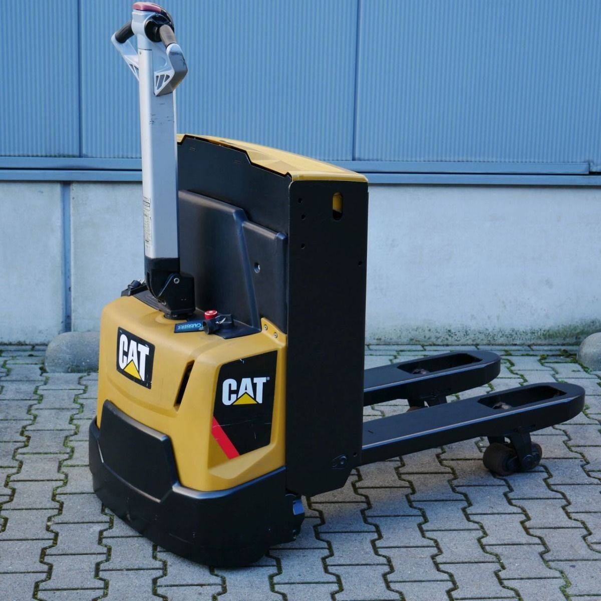 Caterpillar NPP16N2 [16394]