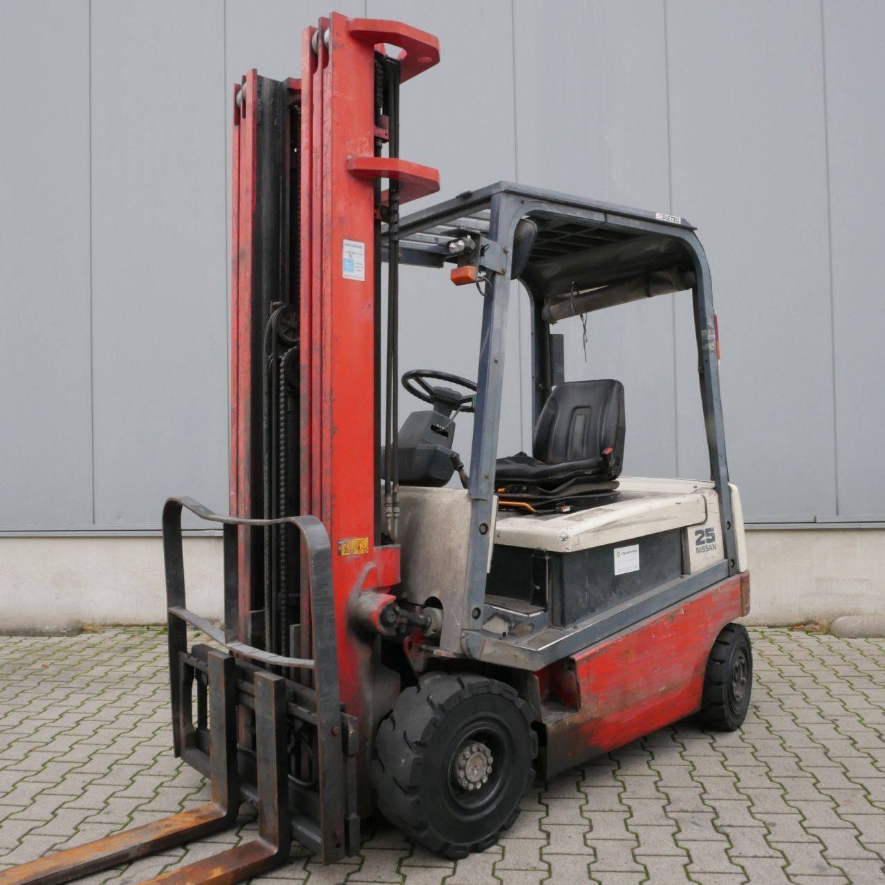 Nissan QX25 (Q02L25CU) [16908]