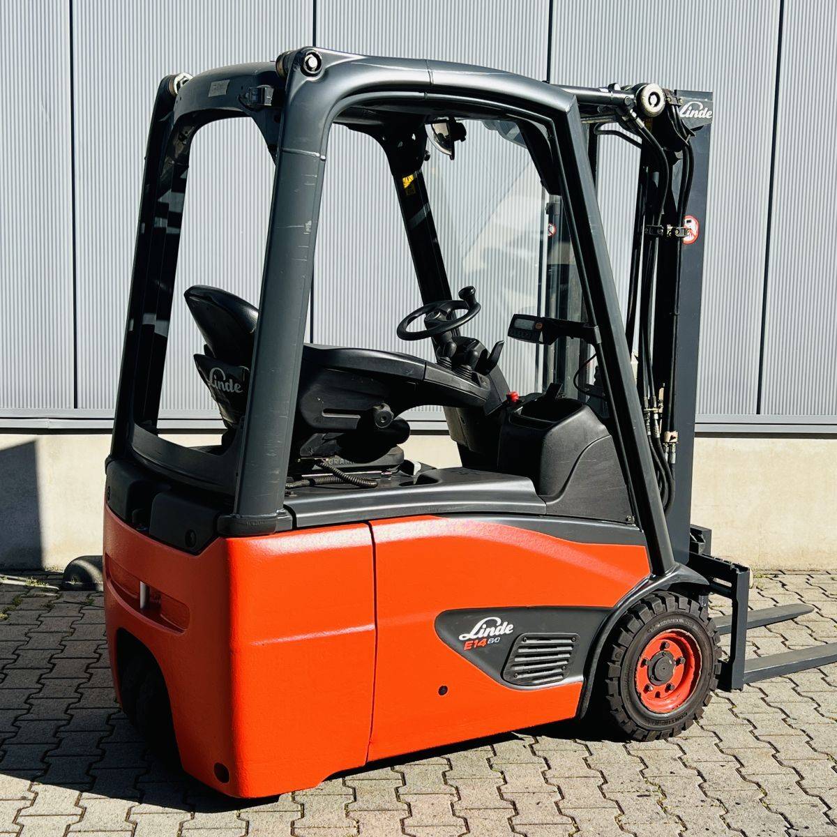 Linde E14-02 (386) EVO [17650]