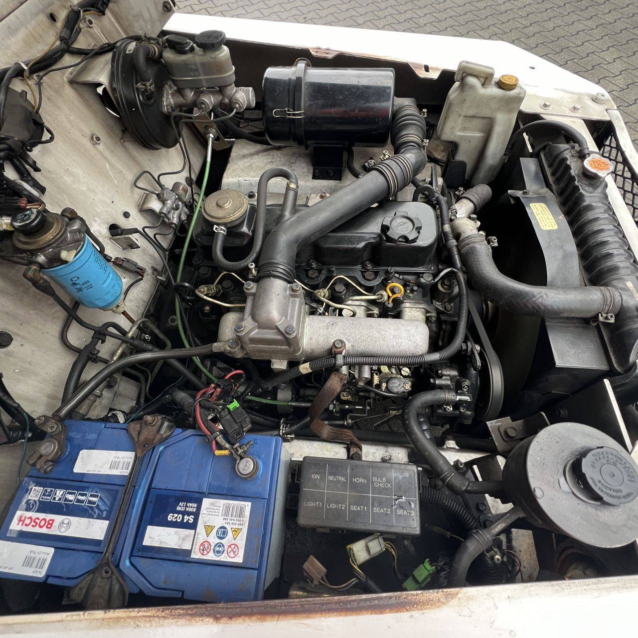 Nissan FV02A25U [17718]
