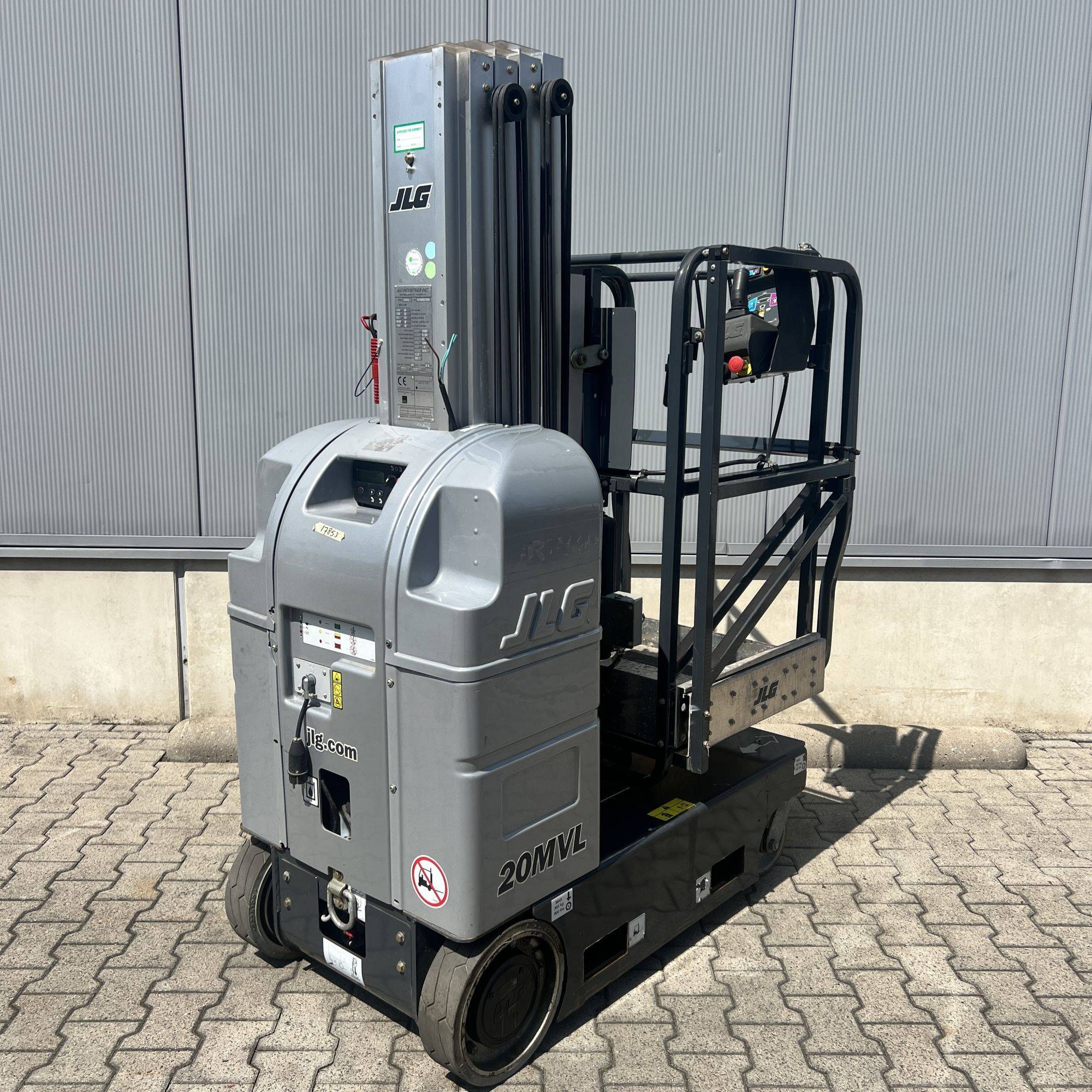 JLG 20MVL [17853]