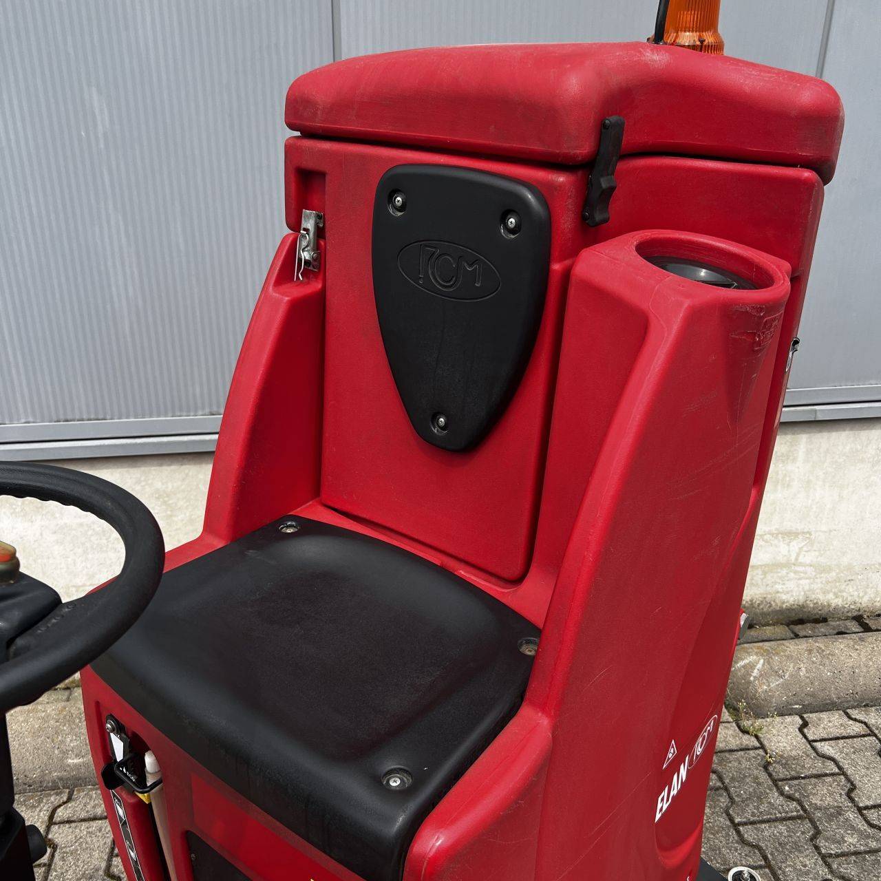 RCM Elan 732 [17962]