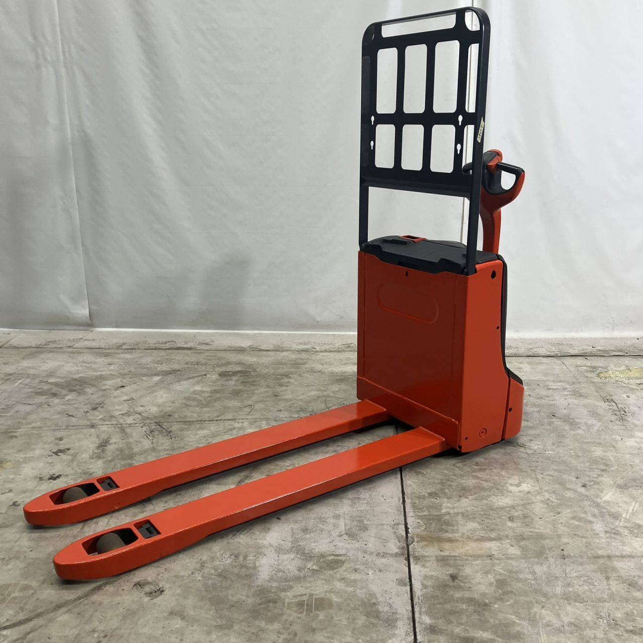 Linde T16 (1152) [18007]