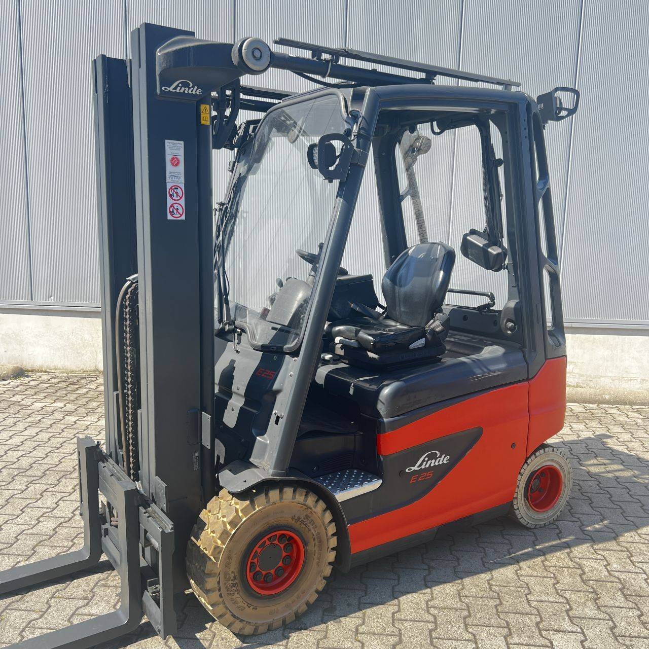 Linde E25 (387) [18022]