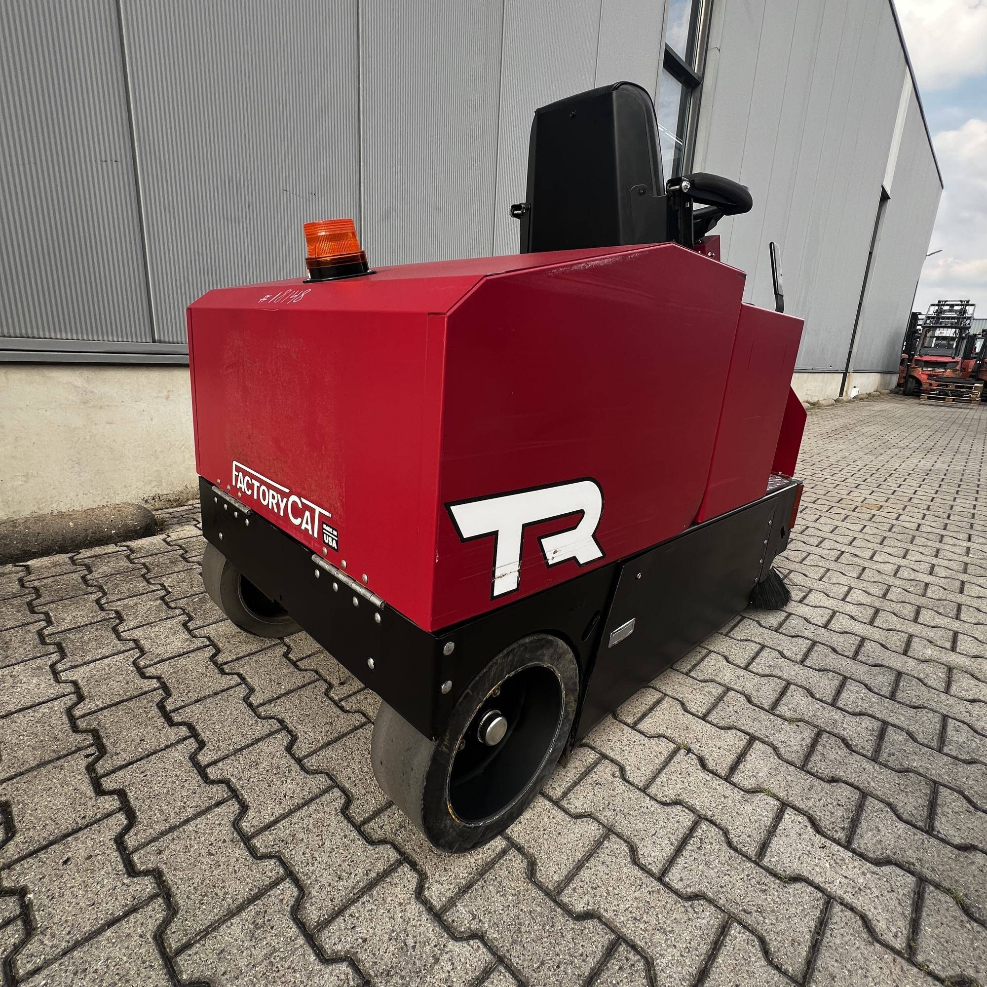 Factory Cat TR [18148]