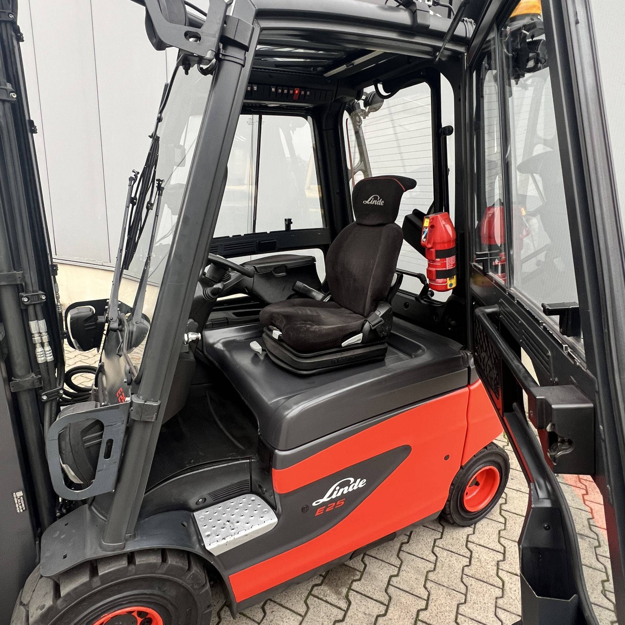 Linde E25 (387) [18207]