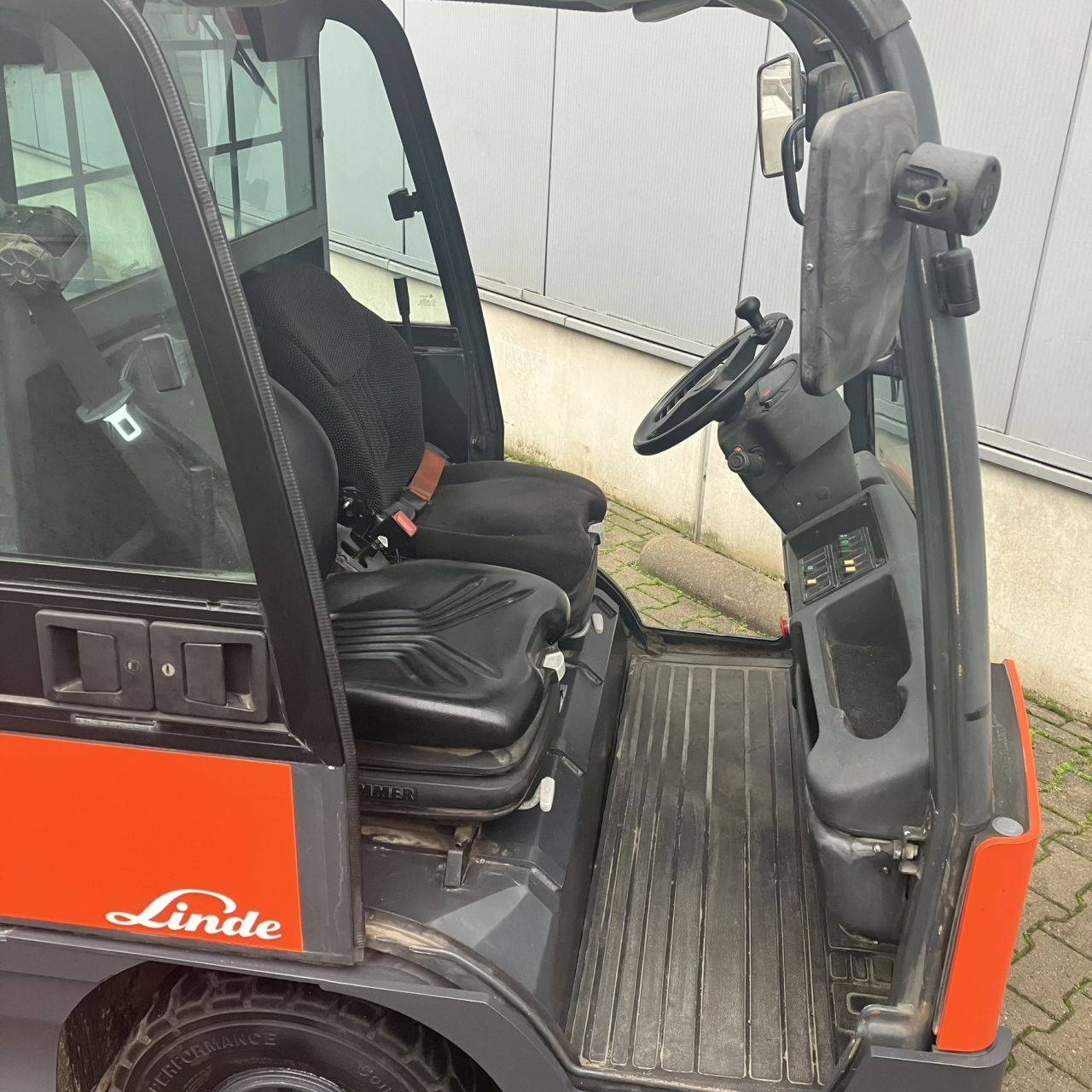 Linde P250 (LWB) [18212]