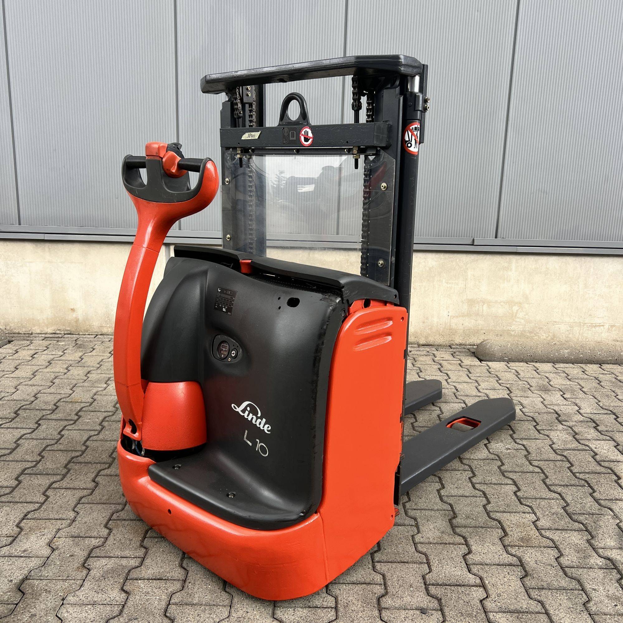 Linde L10 (379) [18411]