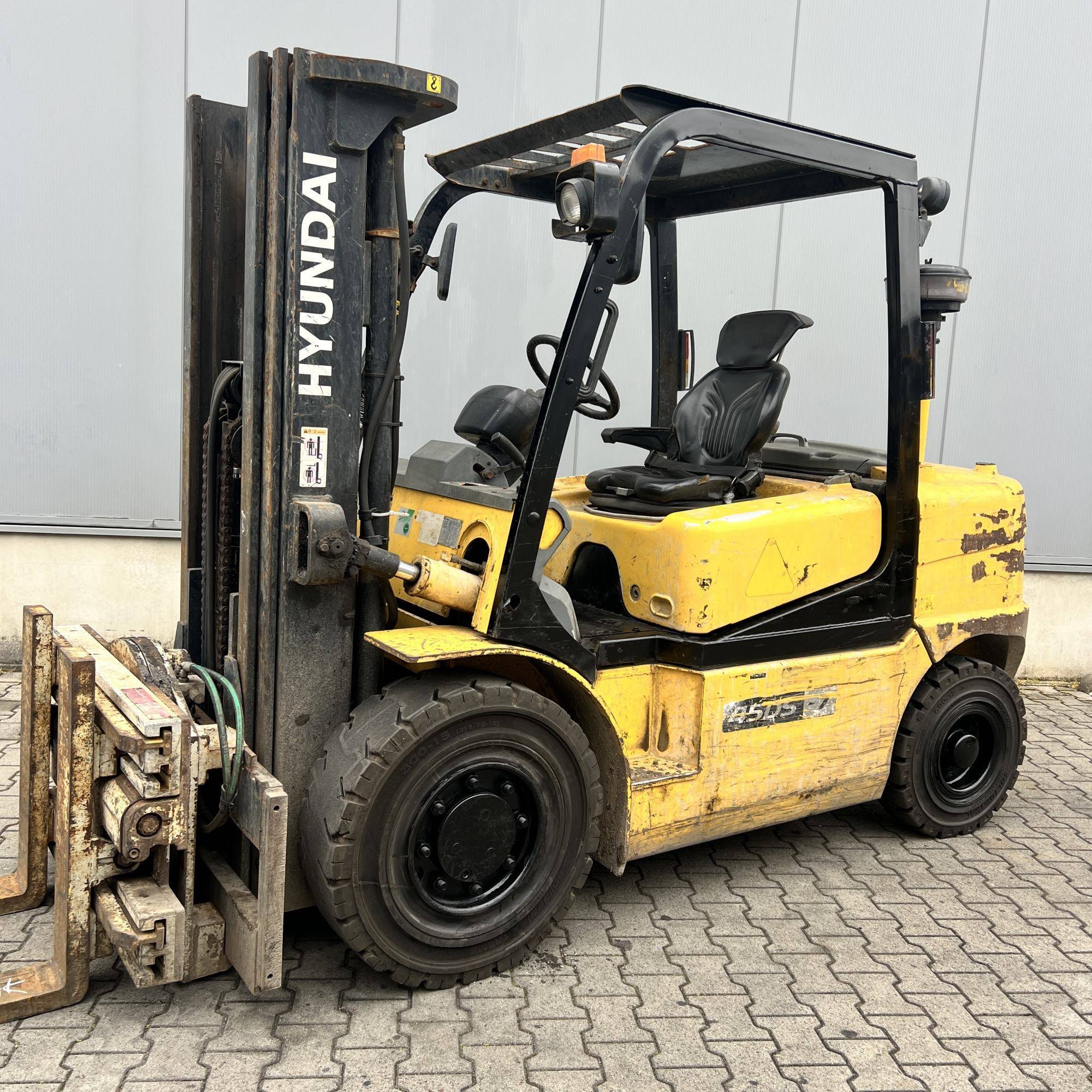 Hyundai 45DS-7 [18468]