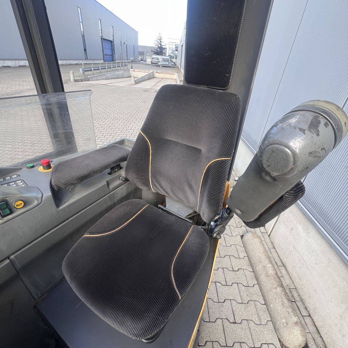 Atlet 200DTFVRE735UFS [18496]