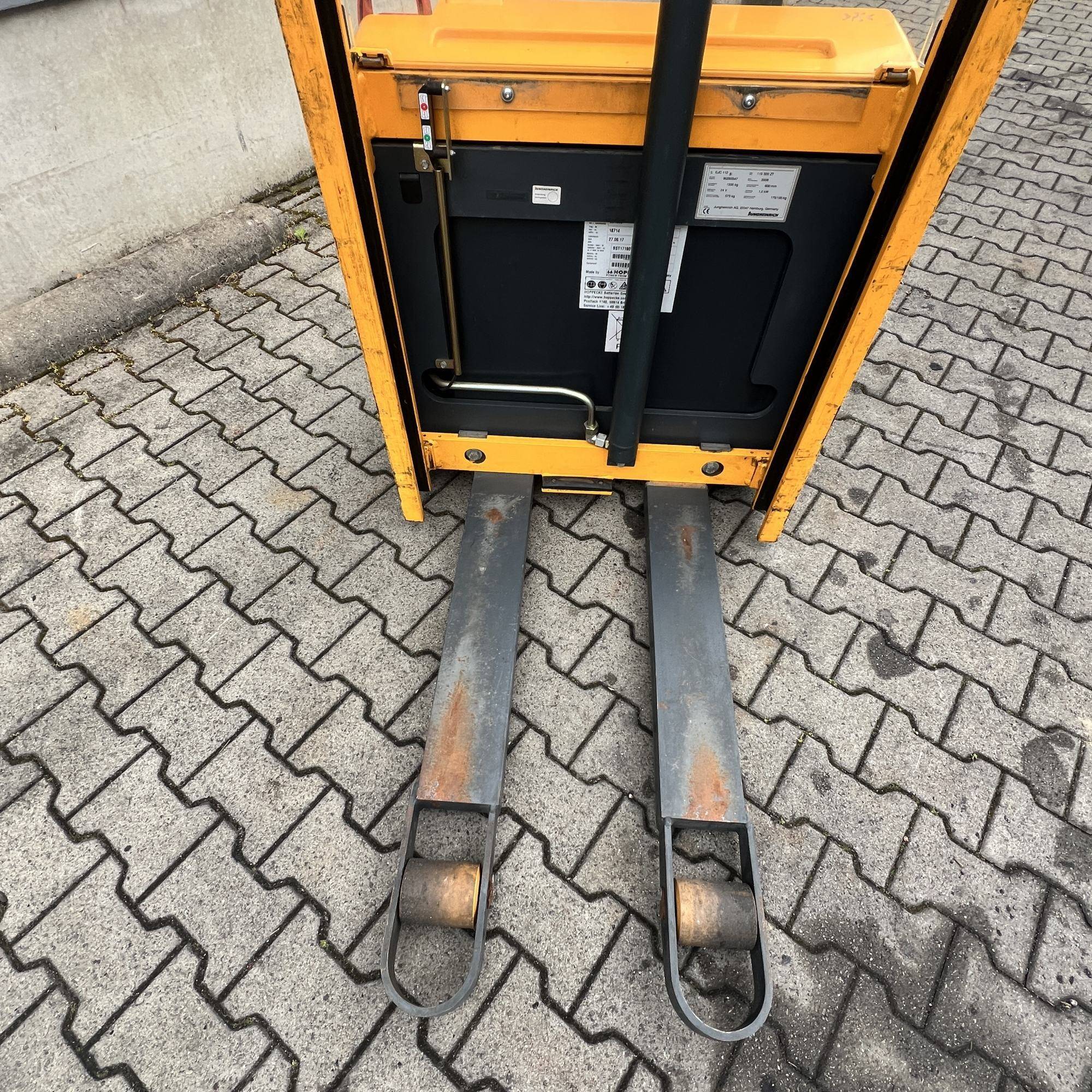 Jungheinrich EJC112 [18511]