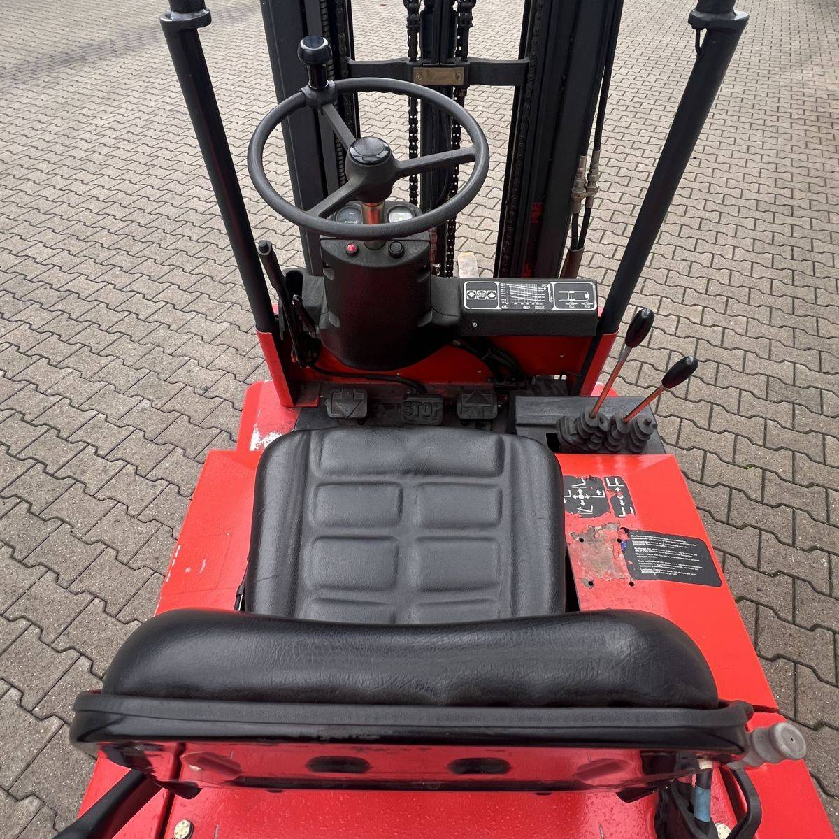 Linde E14 (324) [18512]