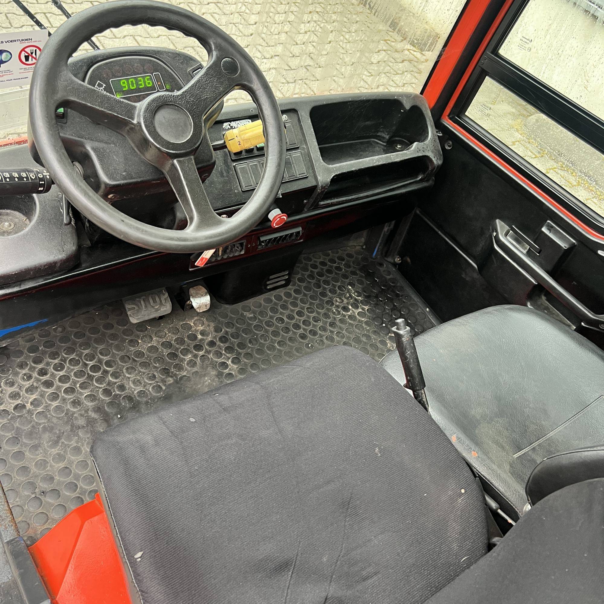 Linde P250 LWB (127) [18550]