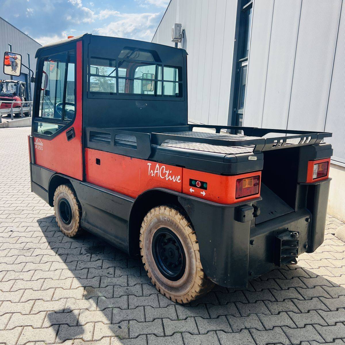 Linde P250 LWB (127) [18550]