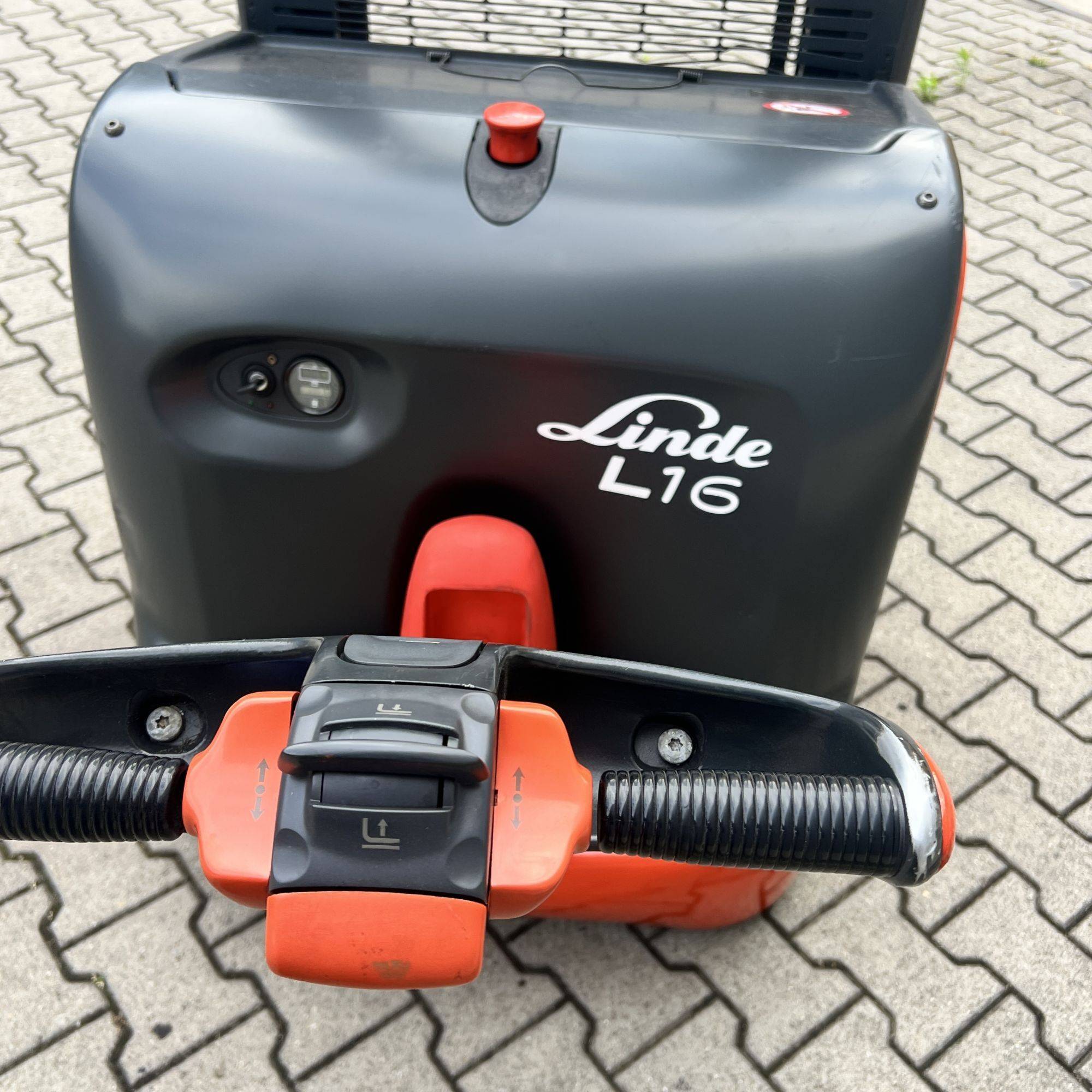 Linde L16 (372) [18596]