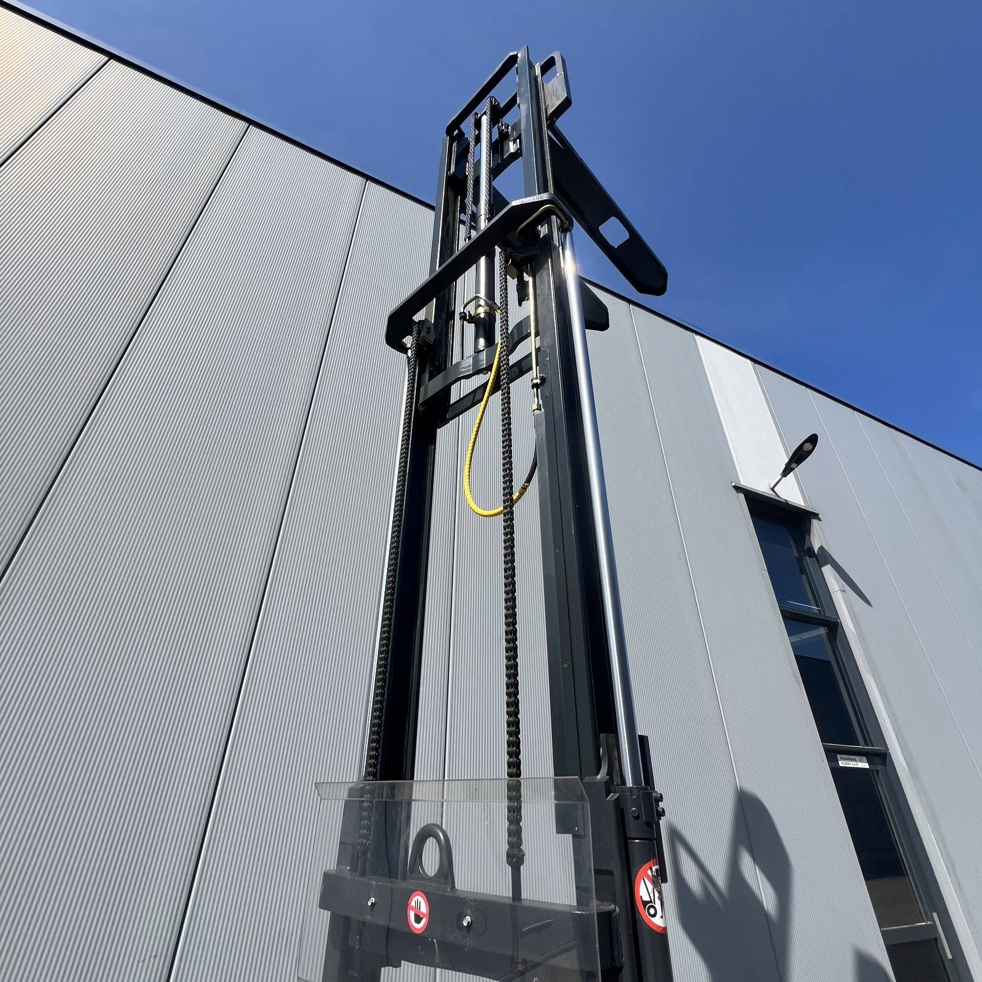 Linde L12 (379) [18635]