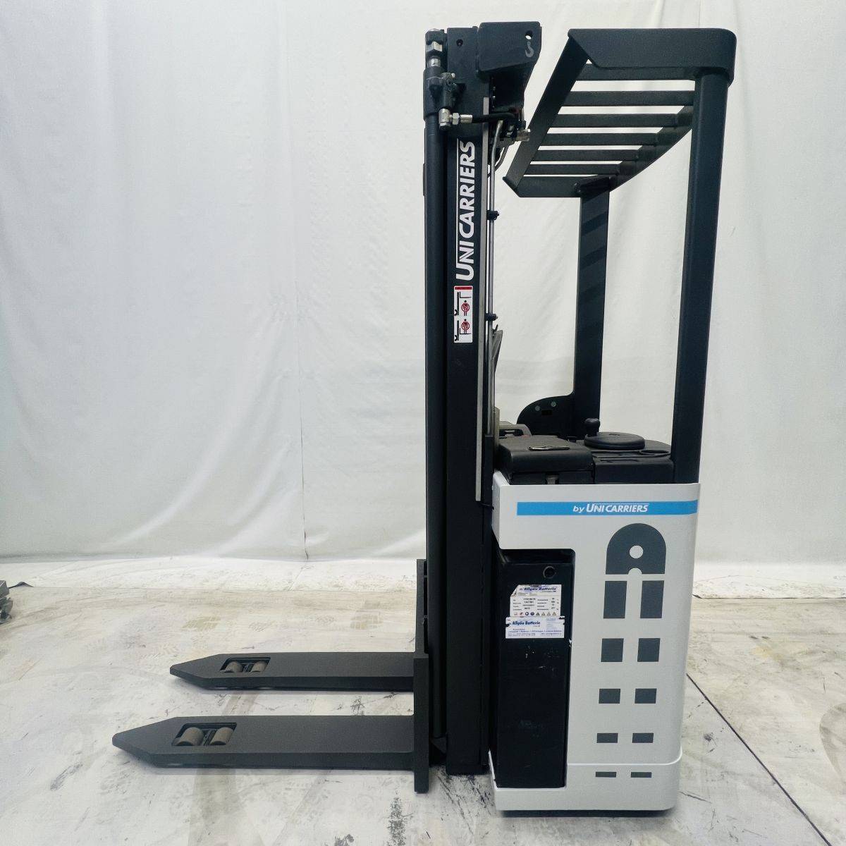 Unicarriers 160SDTFV570 AJN [18752]