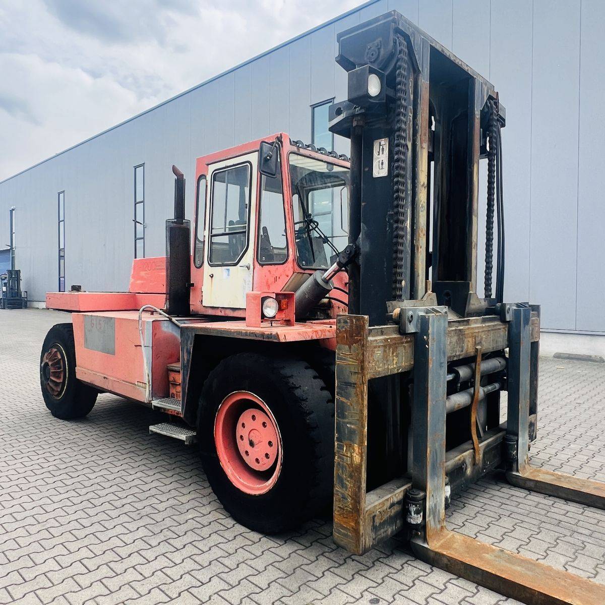 Kalmar DB18-1200 [18775]