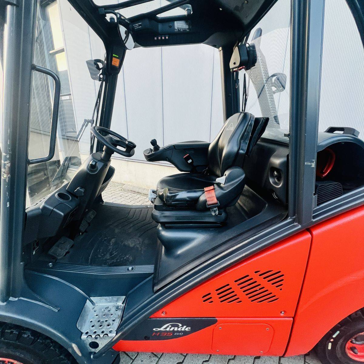 Linde H35T (393-02) EVO [18840]