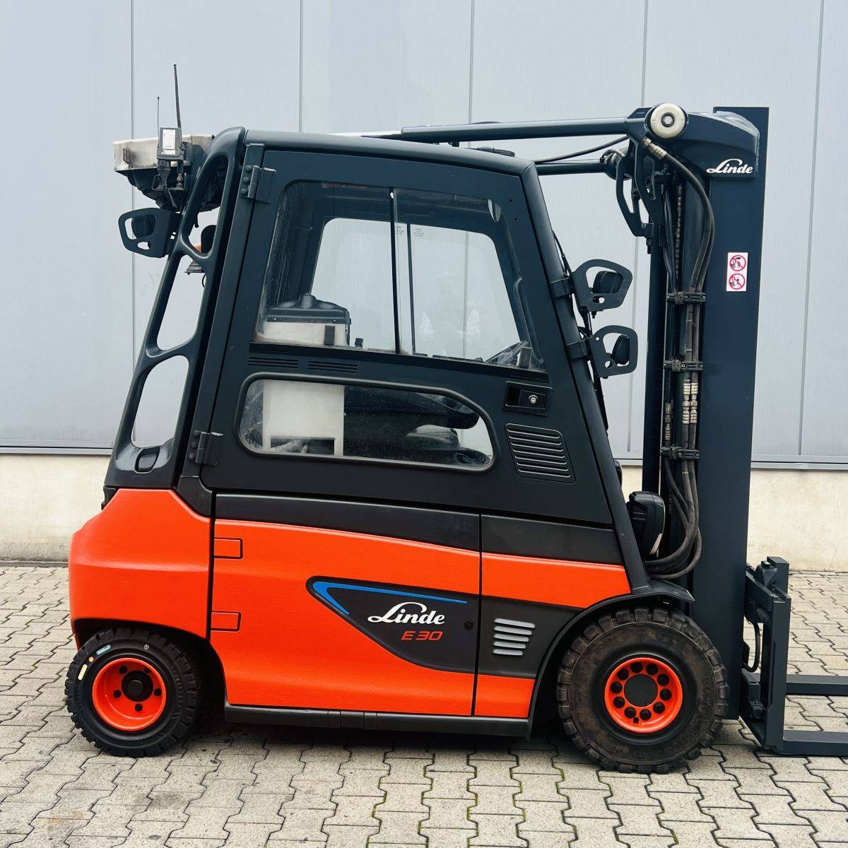 Linde E30 (387) [18906]