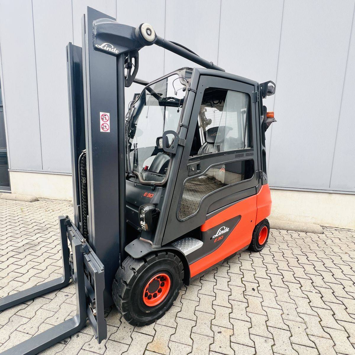 Linde E30 (387) [18907]
