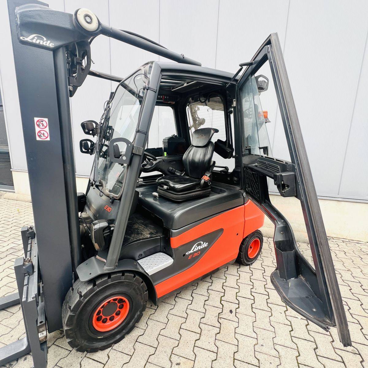 Linde E30 (387) [18907]
