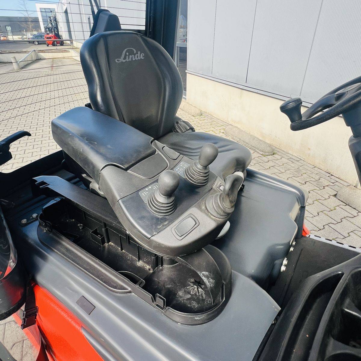 Linde E14 (386-02) EVO [18956]