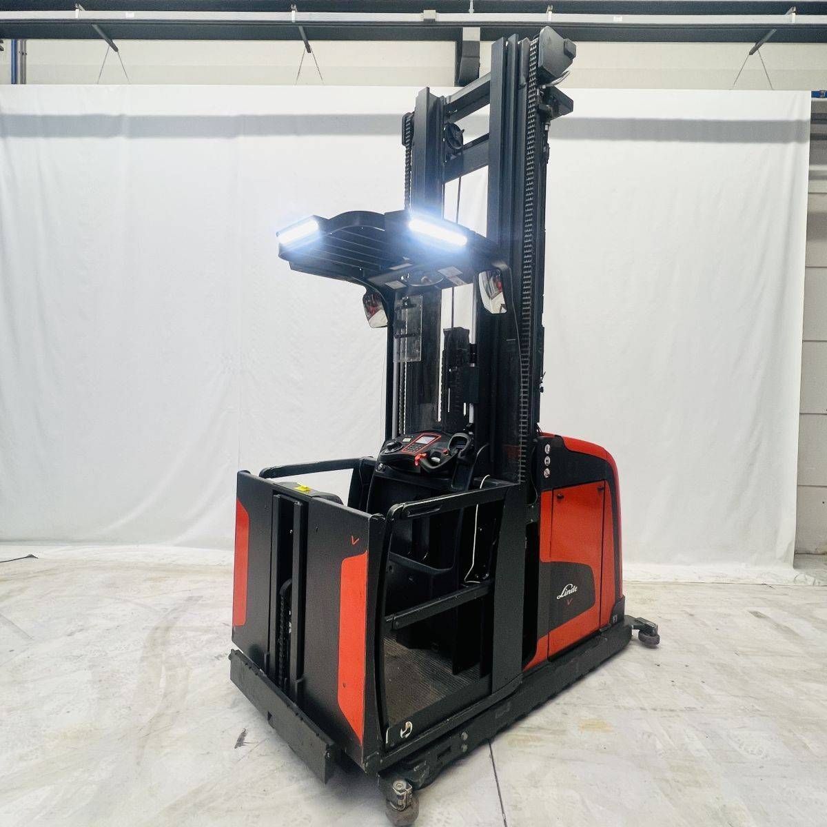 Linde V48 (5213) [18976]