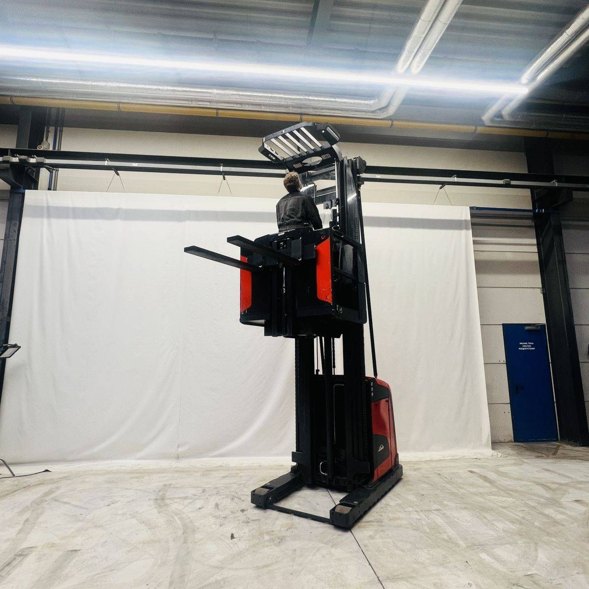 Linde V48 (5213) [18978]