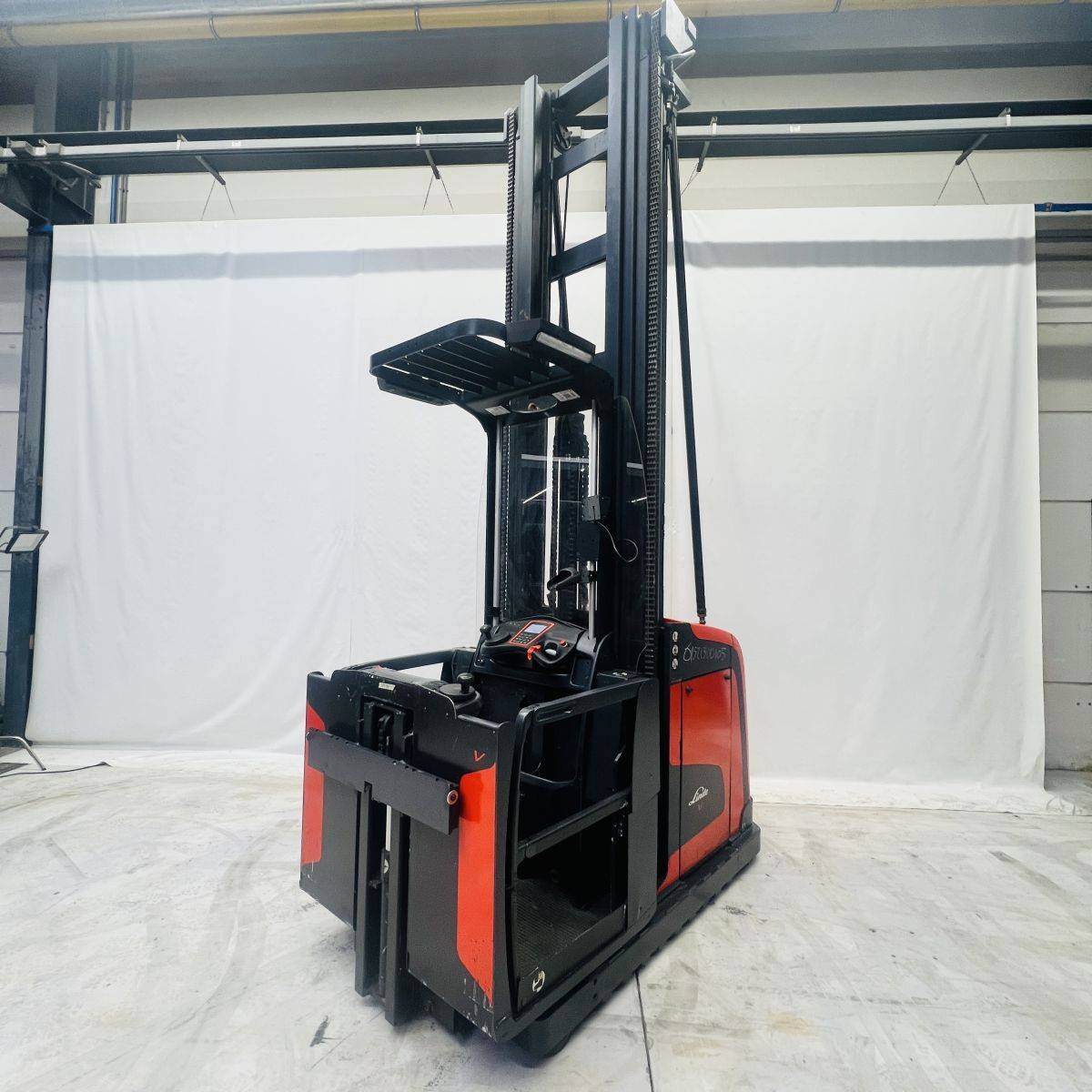 Linde V48 (5213) [18979]