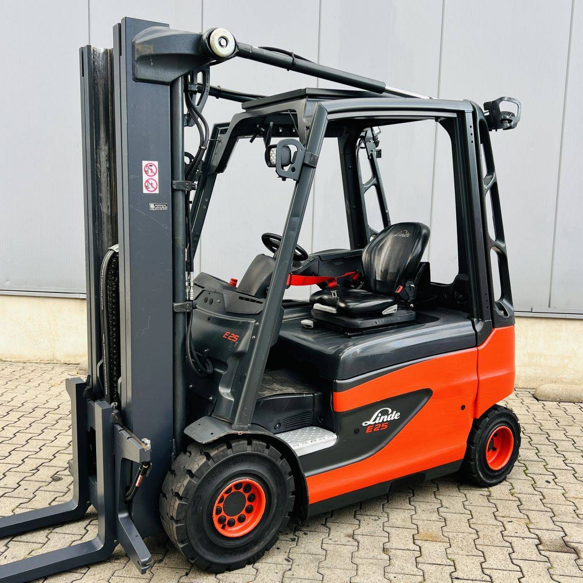 Linde E25 (387) [19035]
