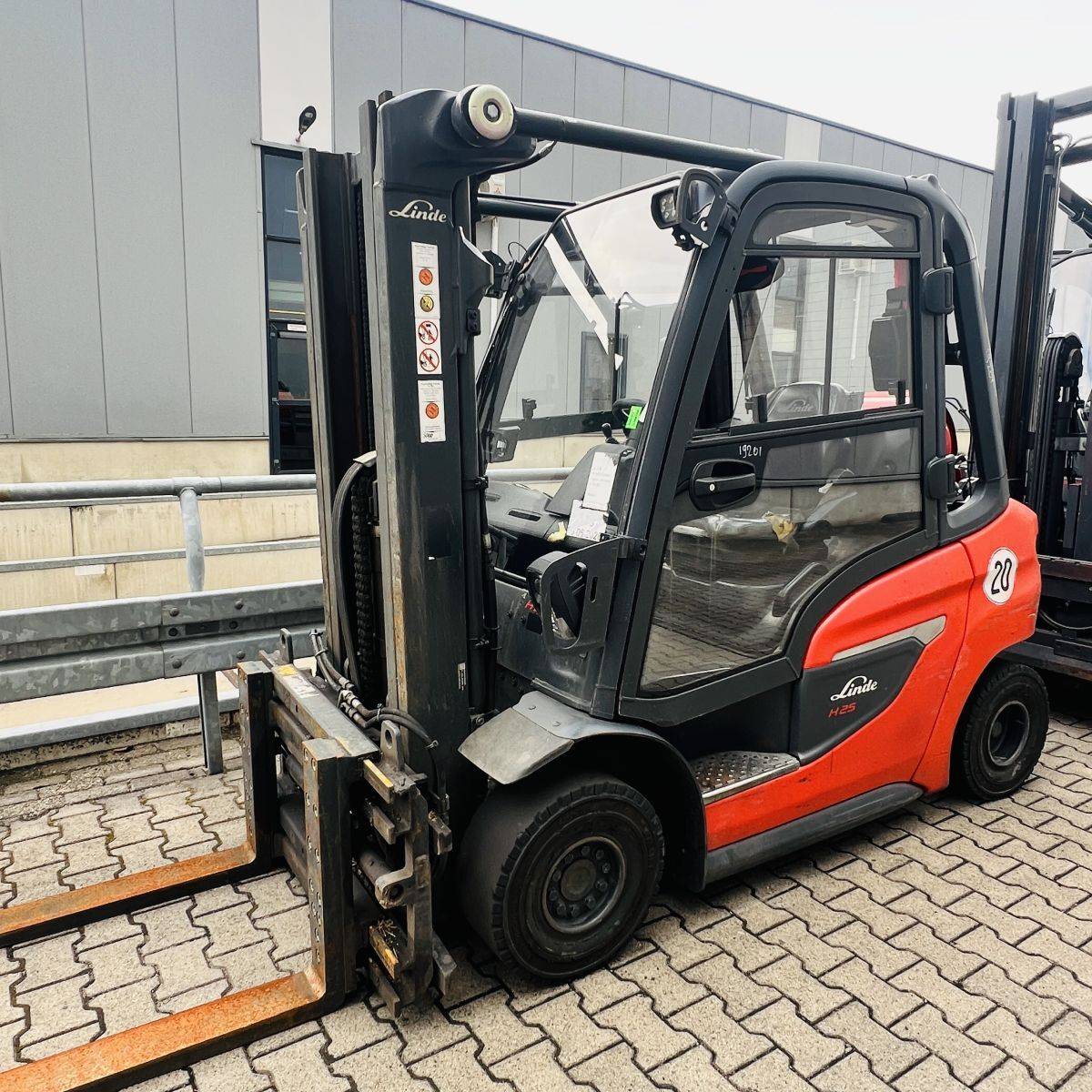 Linde H25T-01 (1202) [19201]