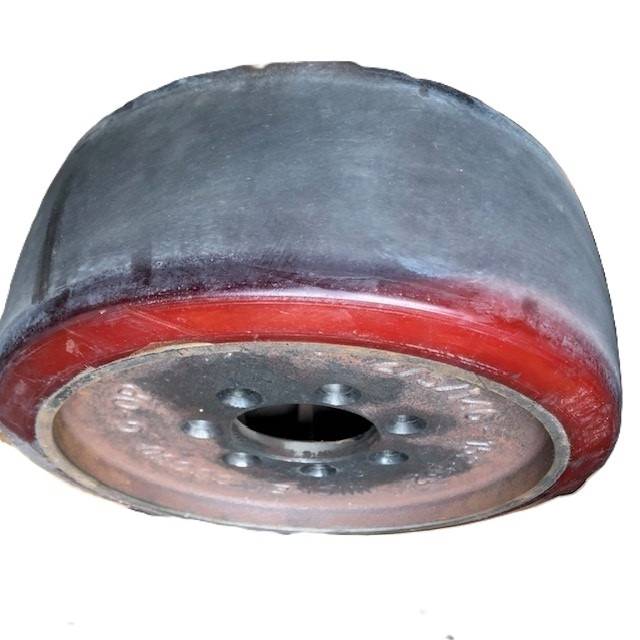 Drive wheel 330X135 for Linde Linde R14-20, Series 115/115-C (9815000599)