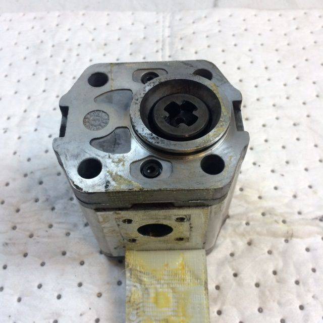 Hydraulic pump for Still/Wagner FM20 Still  (8416334)