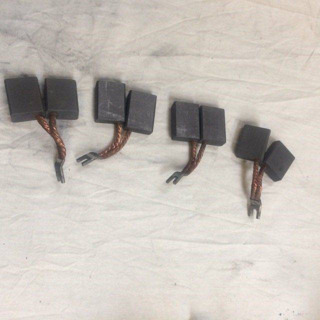 Brush Pair for Mitsubishi / Caterpillar Caterpillar  (SE000167)