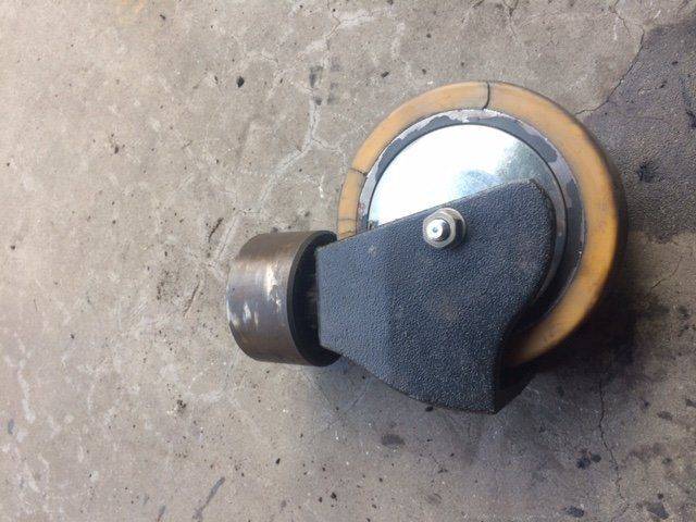 Support wheel for Linde L14-16, Series 372 Linde  (3794505500)