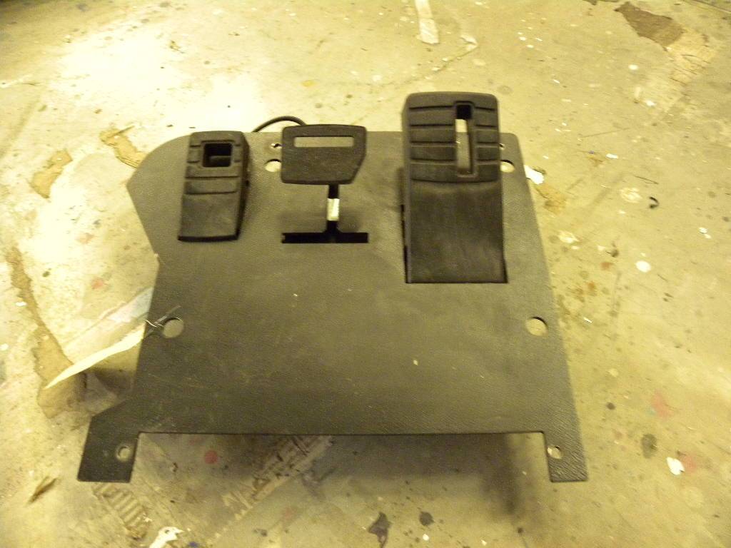 Accelerator & Brake (Pedals) for Caterpillar Caterpillar NR16N (477748)