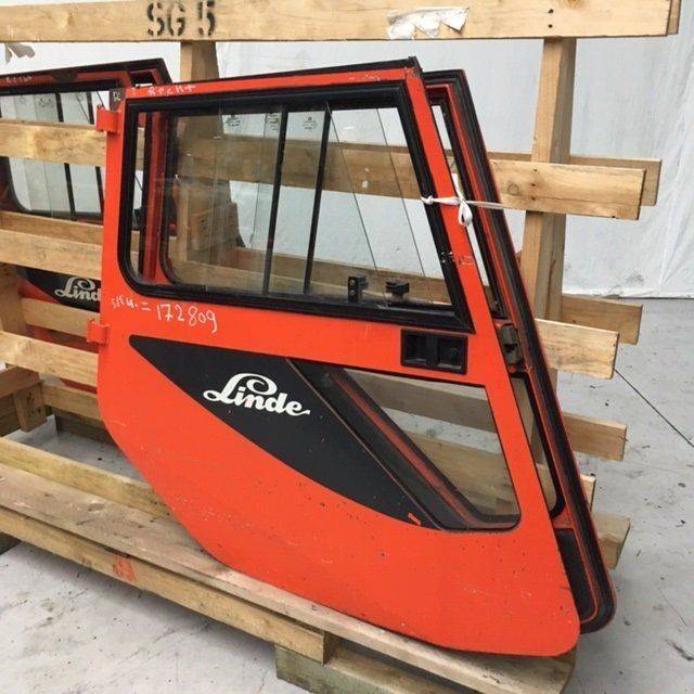 Set of  left and right door for Linde /351 container/ Linde H25-35D, Series 351 Container (3514379120, 3514379115)