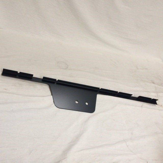 Front lower bezel Caterpillar  (LA200604)