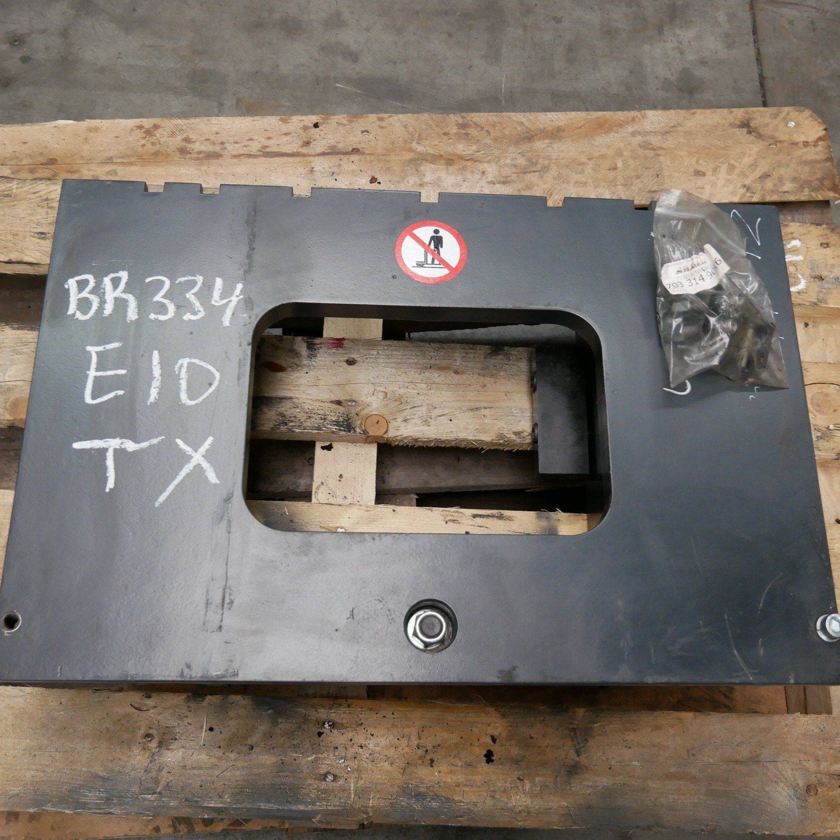 Fork carriage 610 mm Linde Series 334 (F87973405V16)