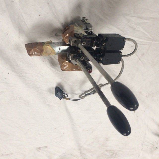 2-way hydraulic control unit for Still Wagner EGV-1600 Still  (8009559)