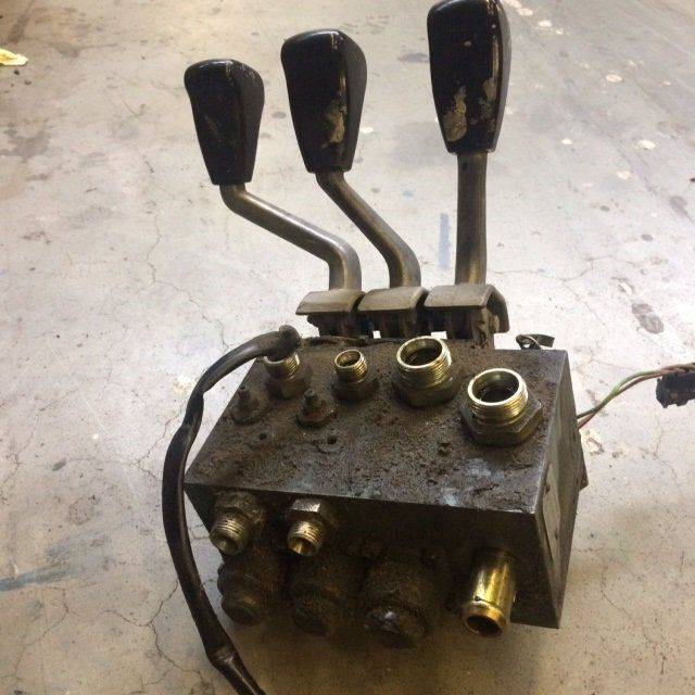 Hydraulic Control valve for Jungheinrich EFG DG 12.5/15B Jungheinrich  (50011479)