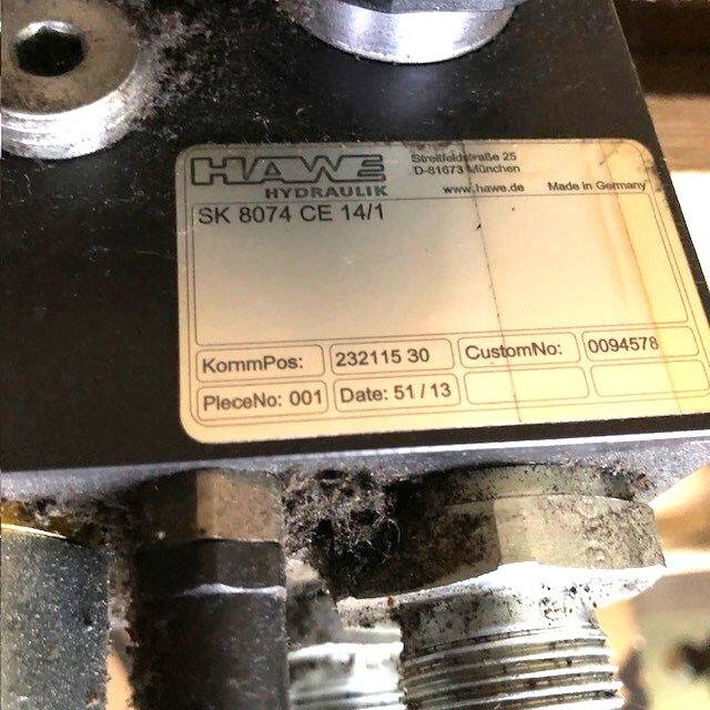 Hydraulic control valve for BT/Toyota BT C3E160… | Forklift Focus