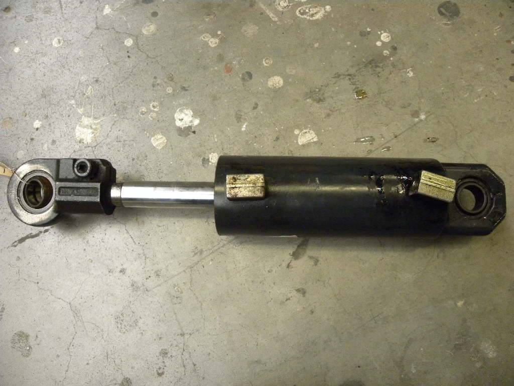 Cylinder Tilt Assy for Linde L 15C , 48V Linde  (3244408034)