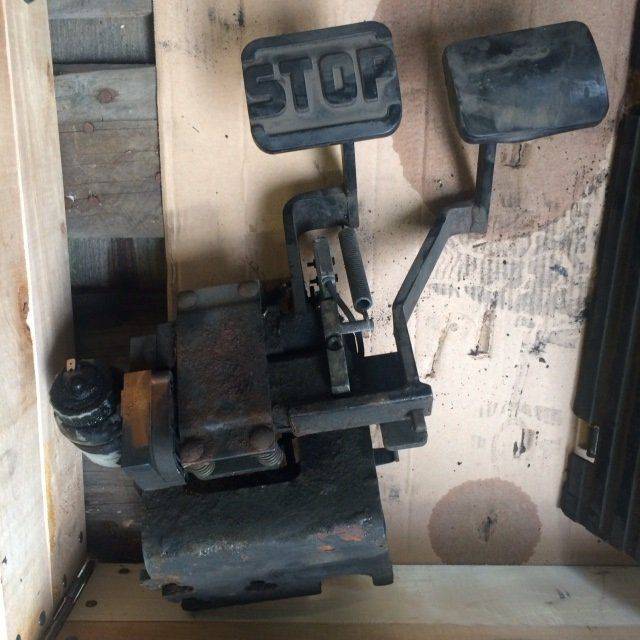 Brake & Accelerator for Linde R14-20, BR 115-02/115-C-02 Linde  (1155201004)