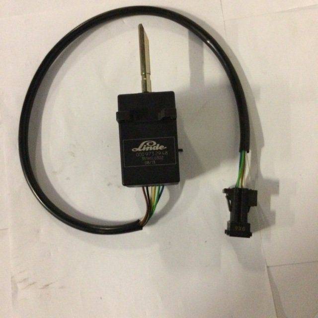 Switch for Linde Linde E14-20, Series 335, / E25-30, Series 336 (0009732948)