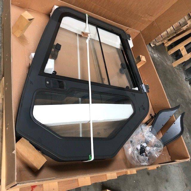 Set of right and left for Komatsu Komatsu AX/BX 15-35, series 17