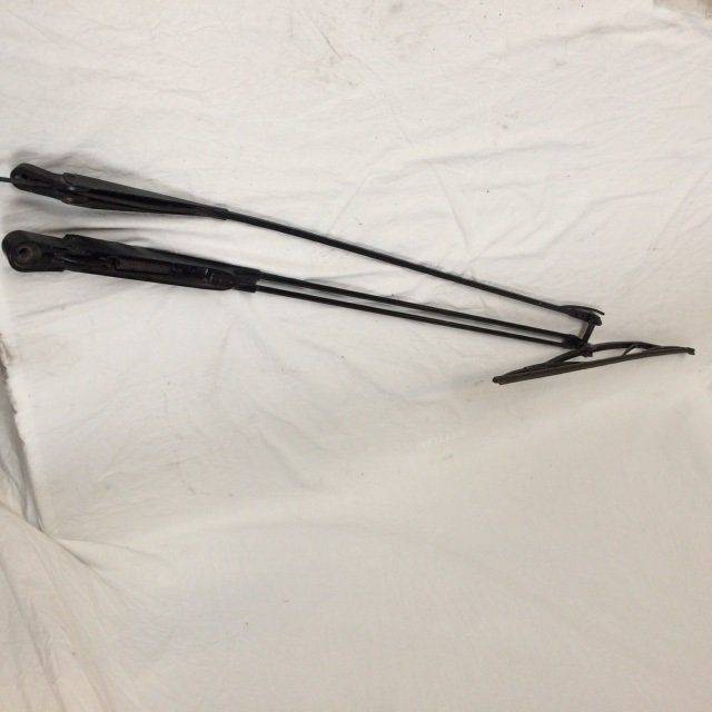 Wiper fr Linde Linde H60-80 Series 396 (0009734216, 0009734053)