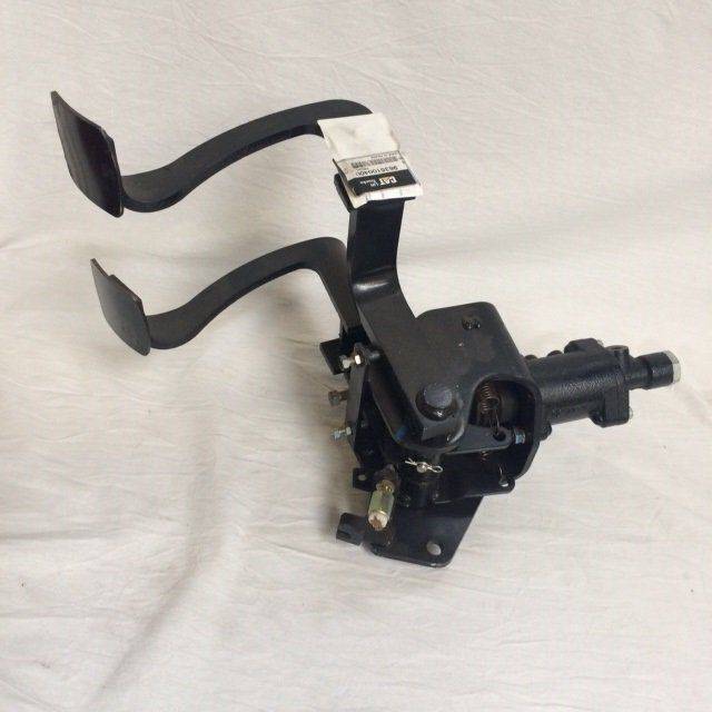 Pedal assy 40-55, Mod. Caterpillar  (9635100400)